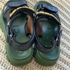Gucci | Shoes | Gucci Sandals Authentic Men Size 5 Used  display picture 1